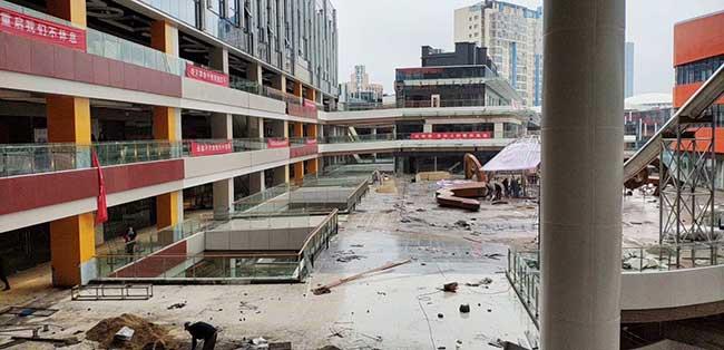 江西梦想天街铝方通吊顶案例